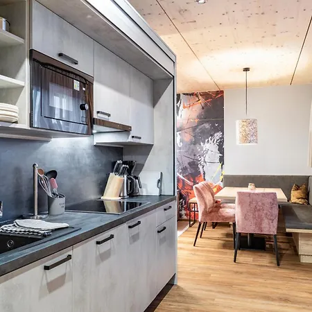 Zum Schwanen - 6 Appartement Pflach